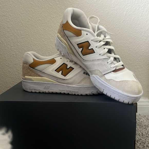 New Balance 550 for W&M - Picture 2 of 4